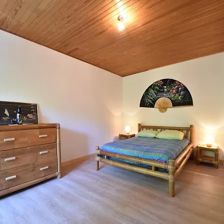 Superb With Private Garden, Cleaning Included Yvias
